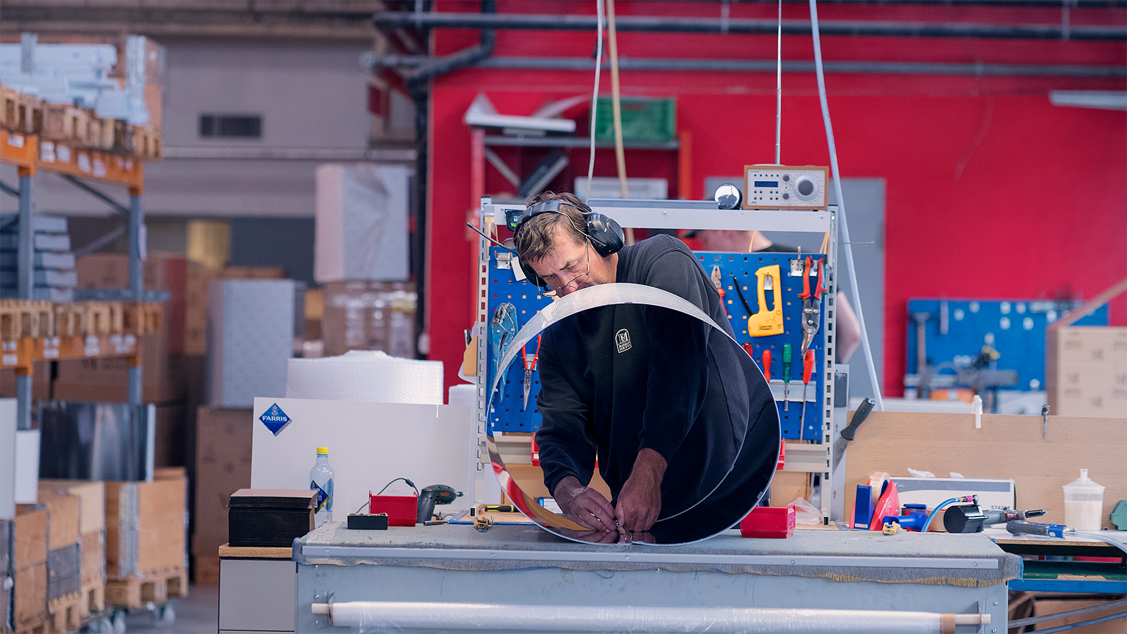 Har du några frågor om produkter, fettfilter, kolfilter, underhåll eller något annat?