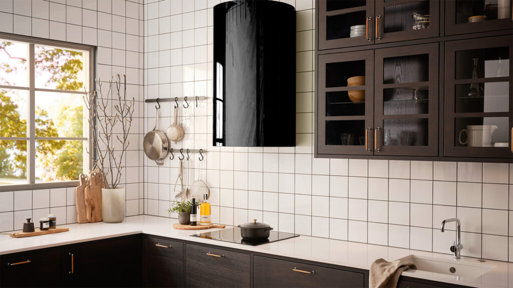 RørosHetta Luna Sense høyglans svart metall